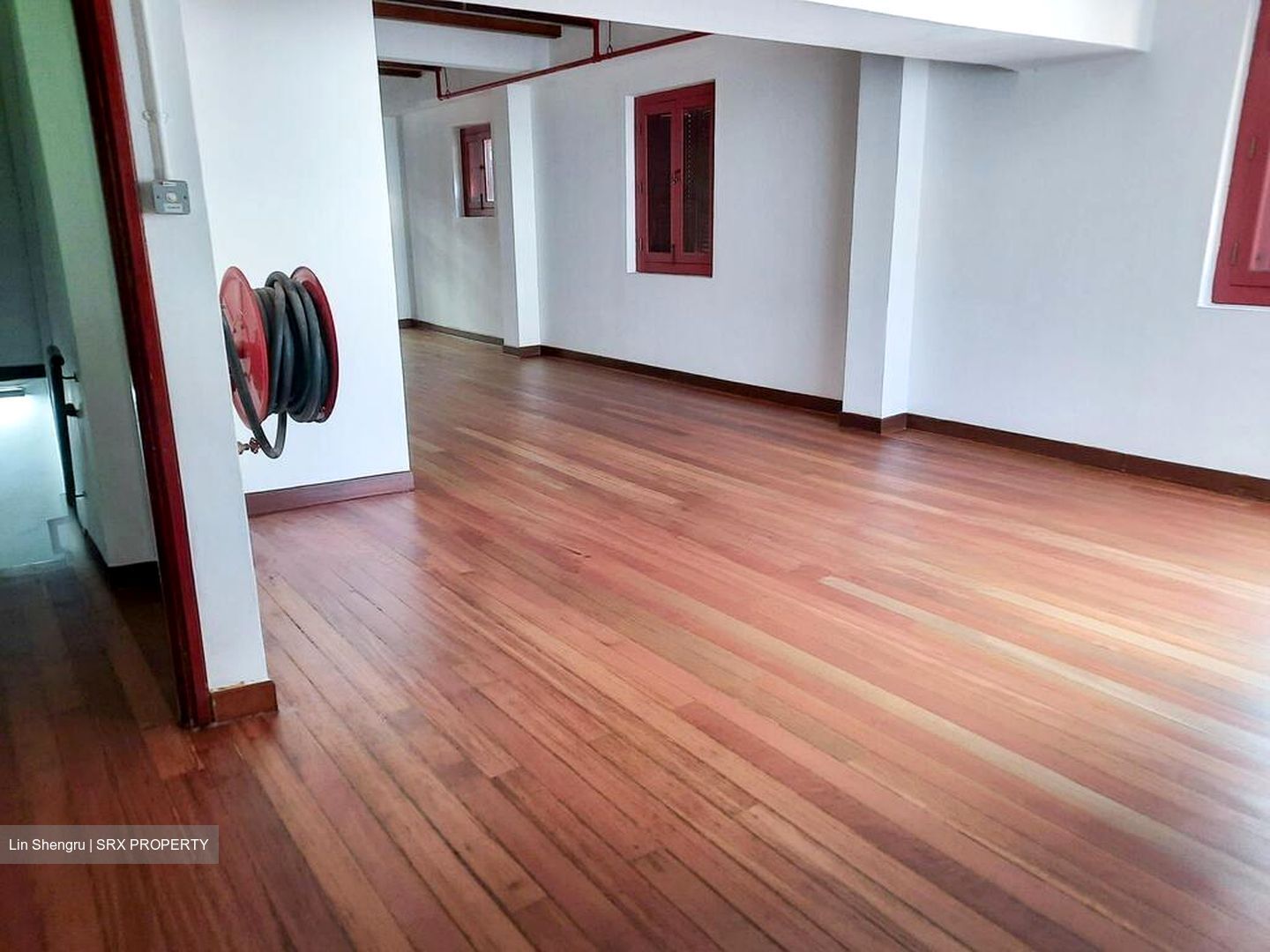 One Raffles Place (D1), Office #495929021